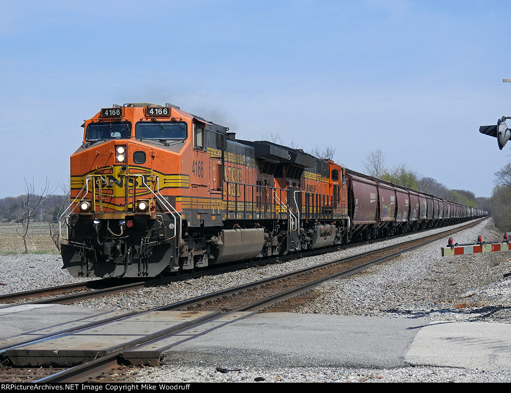 BNSF 4166